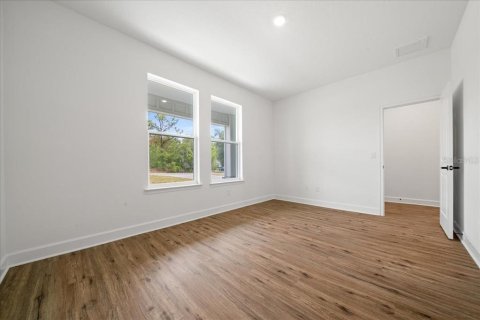 Villa ou maison à vendre à Weeki Wachee, Floride: 4 chambres, 191.47 m2 № 2223350 - photo 7