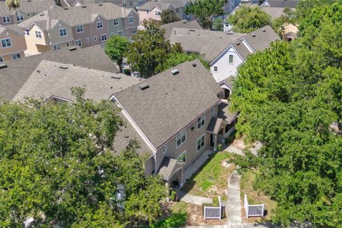 Condo in Orlando, Florida, 3 bedrooms  № 2229348 - photo 27