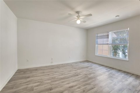 Condo in Orlando, Florida, 3 bedrooms  № 2229348 - photo 16