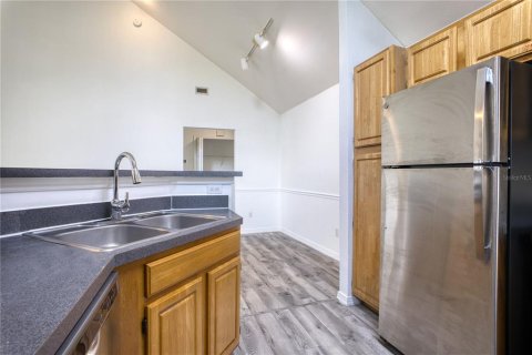 Condo in Orlando, Florida, 3 bedrooms  № 2229348 - photo 7