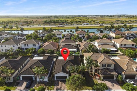 House in Homestead, Florida 4 bedrooms, 174.38 sq.m. № 2041788 - photo 19