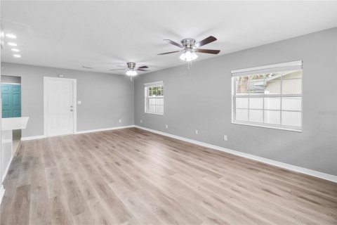Villa ou maison à louer à Seminole, Floride: 3 chambres, 177.07 m2 № 2391274 - photo 14