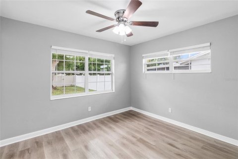 Villa ou maison à louer à Seminole, Floride: 3 chambres, 177.07 m2 № 2391274 - photo 30