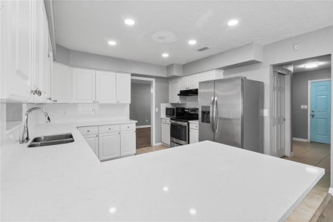 Villa ou maison à louer à Seminole, Floride: 3 chambres, 177.07 m2 № 2391274 - photo 19
