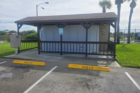 Appartement à louer à Palm Springs, Floride: 2 chambres, 88.35 m2 № 2376270 - photo 21