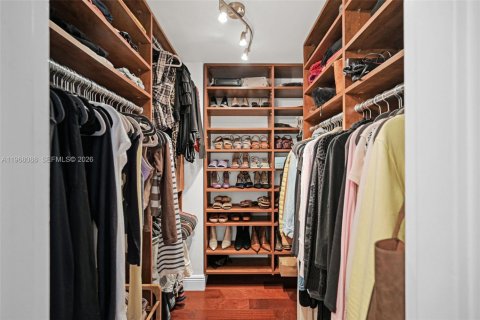 Condo in Miami Beach, Florida, 1 bedroom  № 2031750 - photo 24