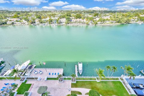 Condo in Miami Beach, Florida, 1 bedroom  № 2031750 - photo 4