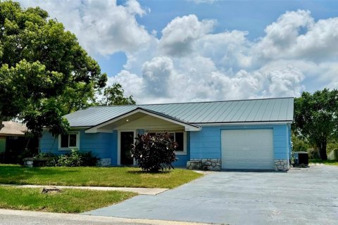 Villa ou maison à louer à Holiday, Floride: 3 chambres, 122.63 m2 № 1835354 - photo 3