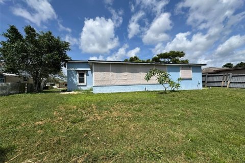 Villa ou maison à louer à Holiday, Floride: 3 chambres, 122.63 m2 № 1835354 - photo 13