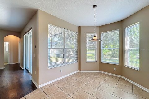 House in Orlando, Florida 5 bedrooms, 320.98 sq.m. № 1656967 - photo 15