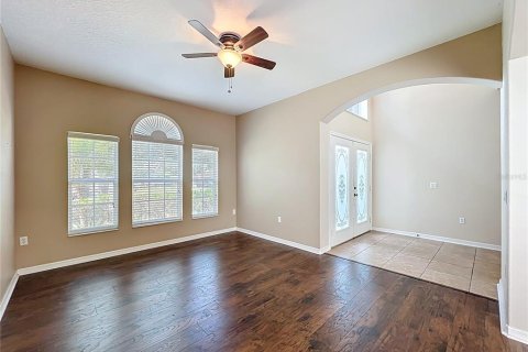 House in Orlando, Florida 5 bedrooms, 320.98 sq.m. № 1656967 - photo 8