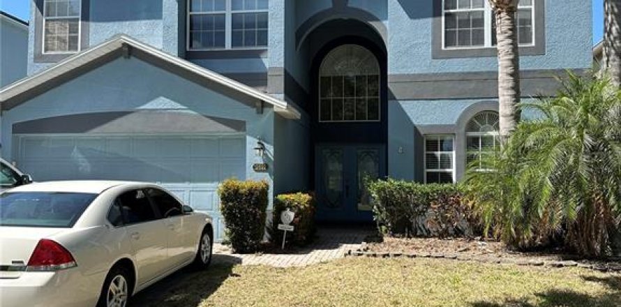 House in Orlando, Florida 5 bedrooms, 320.98 sq.m. № 1656967