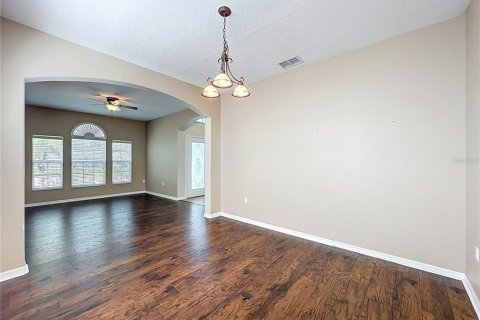 House in Orlando, Florida 5 bedrooms, 320.98 sq.m. № 1656967 - photo 10
