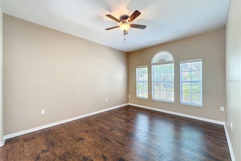 House in Orlando, Florida 5 bedrooms, 320.98 sq.m. № 1656967 - photo 7