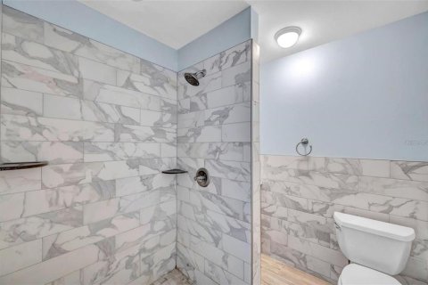 Immobilier commercial à vendre à Saint Petersburg, Floride: 4 chambres, 264.49 m2 № 1771527 - photo 15