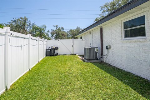 Villa ou maison à vendre à Ormond Beach, Floride: 4 chambres, 195.93 m2 № 1852570 - photo 29