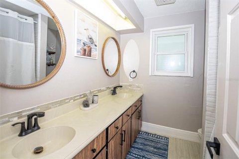Villa ou maison à vendre à Ormond Beach, Floride: 4 chambres, 195.93 m2 № 1852570 - photo 26