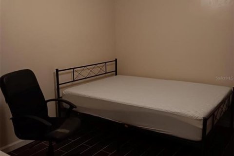 Condominio en alquiler en Gainesville, Florida, 1 dormitorio, 109.35 m2 № 2267253 - foto 19