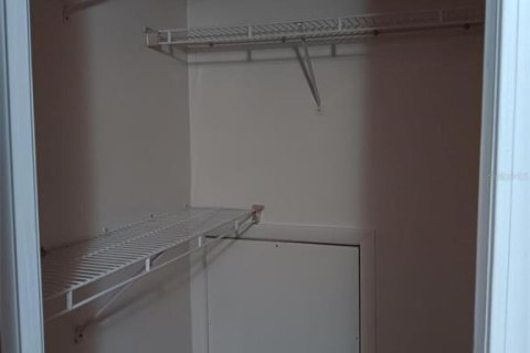 Condominio en alquiler en Gainesville, Florida, 1 dormitorio, 109.35 m2 № 2267253 - foto 4