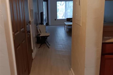 Condominio en alquiler en Gainesville, Florida, 1 dormitorio, 109.35 m2 № 2267253 - foto 18