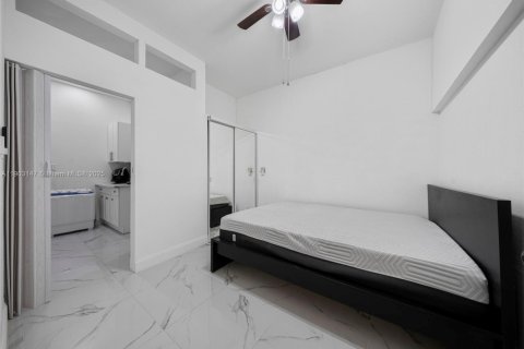 House in Homestead, Florida 3 bedrooms, 188.03 sq.m. № 2081825 - photo 30