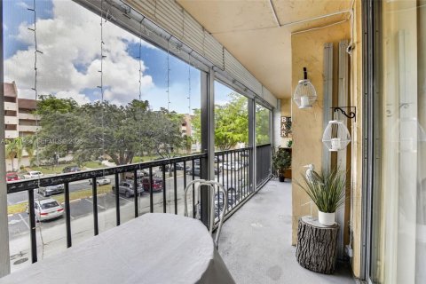 Copropriété à vendre à Lauderhill, Floride: 1 chambre, 72.46 m2 № 2089517 - photo 26