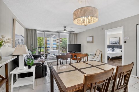 Copropriété à vendre à Lauderhill, Floride: 1 chambre, 72.46 m2 № 2089517 - photo 12