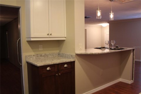Casa en alquiler en Sarasota, Florida, 3 dormitorios, 185.8 m2 № 1774689 - foto 11