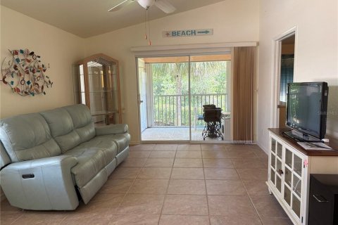 Copropriété à vendre à Bonita Springs, Floride: 2 chambres, 91.32 m2 № 1831301 - photo 3