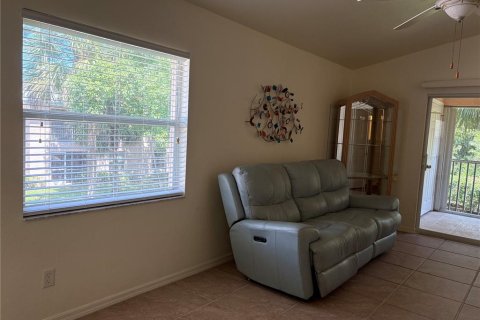 Copropriété à vendre à Bonita Springs, Floride: 2 chambres, 91.32 m2 № 1831301 - photo 7