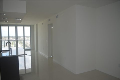 Condo in Doral, Florida, 3 bedrooms  № 2339855 - photo 29