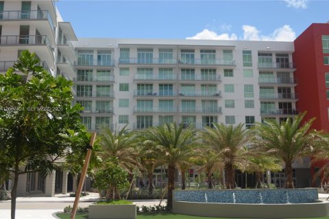 Condo in Doral, Florida, 3 bedrooms  № 2339855 - photo 3