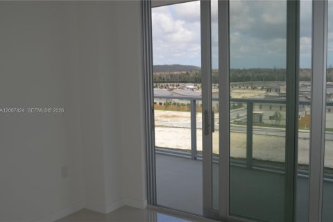 Condo in Doral, Florida, 3 bedrooms  № 2339855 - photo 15