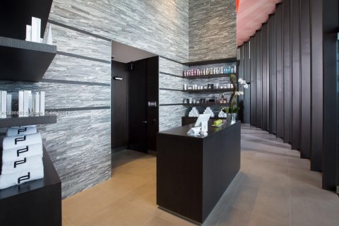 Condo in Sunny Isles Beach, Florida, 3 bedrooms  № 1812131 - photo 12