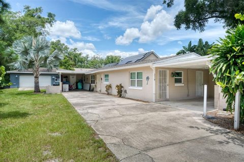 Commercial property in Casselberry, Florida 24 bedrooms, 140.28 sq.m. № 1816803 - photo 5
