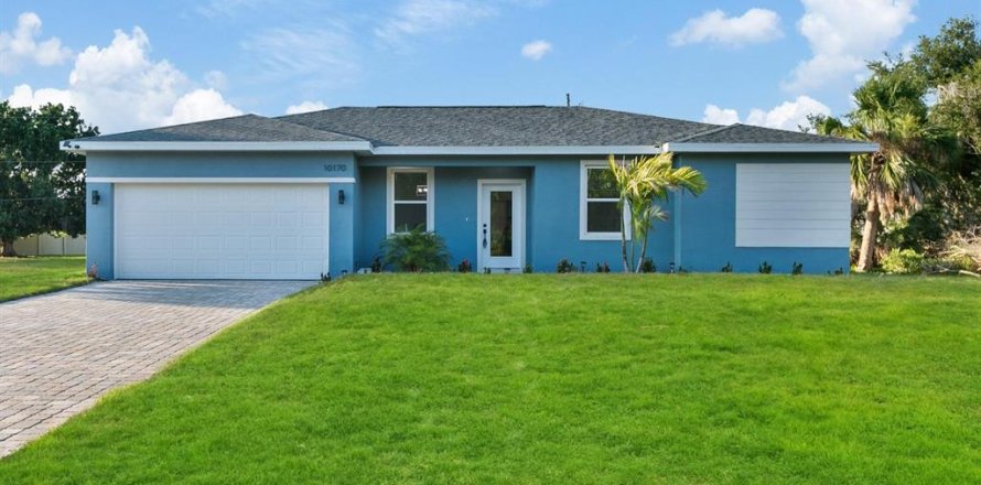 Casa en Port Charlotte, Florida 4 dormitorios, 151.99 m2 № 1538940
