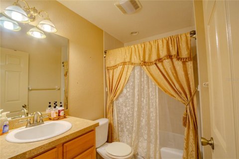 House in Babson Park, Florida 3 bedrooms, 135.82 sq.m. № 1914174 - photo 17