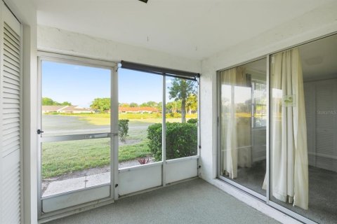 Casa en venta en New Port Richey, Florida, 2 dormitorios, 76.83 m2 № 2198702 - foto 25
