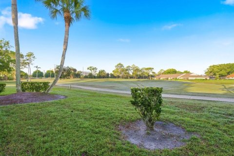 Casa en venta en New Port Richey, Florida, 2 dormitorios, 76.83 m2 № 2198702 - foto 29