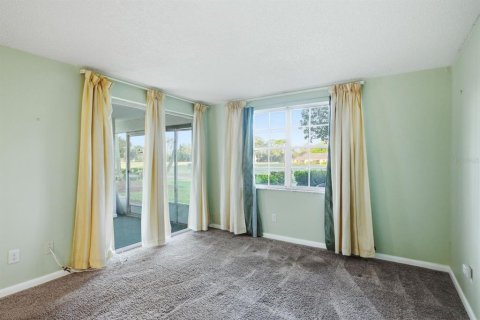 Casa en venta en New Port Richey, Florida, 2 dormitorios, 76.83 m2 № 2198702 - foto 18