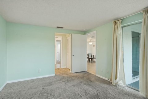 Casa en venta en New Port Richey, Florida, 2 dormitorios, 76.83 m2 № 2198702 - foto 17