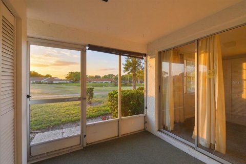 Casa en venta en New Port Richey, Florida, 2 dormitorios, 76.83 m2 № 2198702 - foto 26