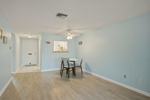 Casa en venta en New Port Richey, Florida, 2 dormitorios, 76.83 m2 № 2198702 - foto 16