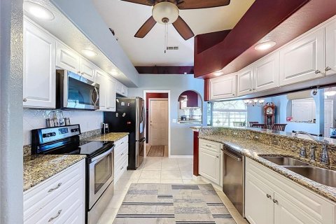 Купить виллу или дом в Бруксвилл, Флорида 6 комнат, 207.45м2, № 1909039 - фото 24