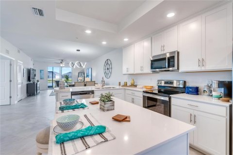 Condominio en alquiler en Punta Gorda, Florida, 2 dormitorios, 153.75 m2 № 1820905 - foto 5