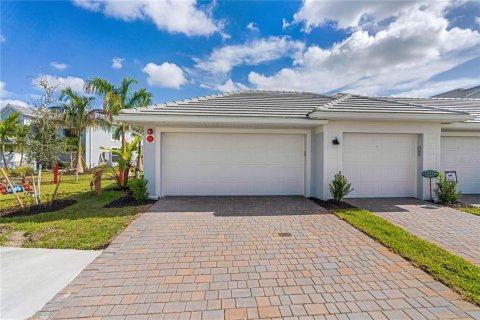 Condominio en alquiler en Punta Gorda, Florida, 2 dormitorios, 153.75 m2 № 1820905 - foto 1