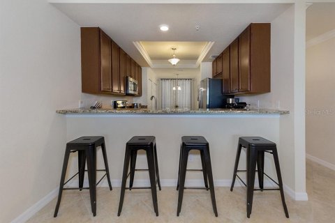 Condo in Bradenton, Florida, 2 bedrooms  № 1751836 - photo 11