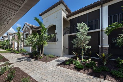 Condo in Bradenton, Florida, 2 bedrooms  № 1751836 - photo 29