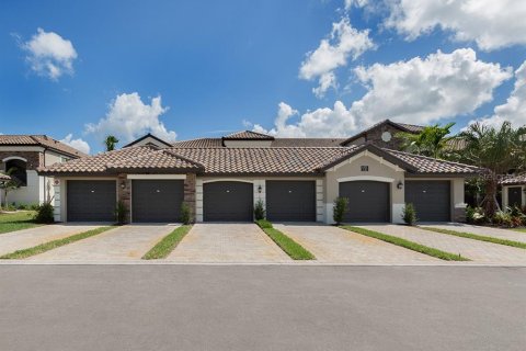 Condo in Bradenton, Florida, 2 bedrooms  № 1751836 - photo 30