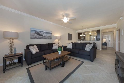 Condo in Bradenton, Florida, 2 bedrooms  № 1751836 - photo 3